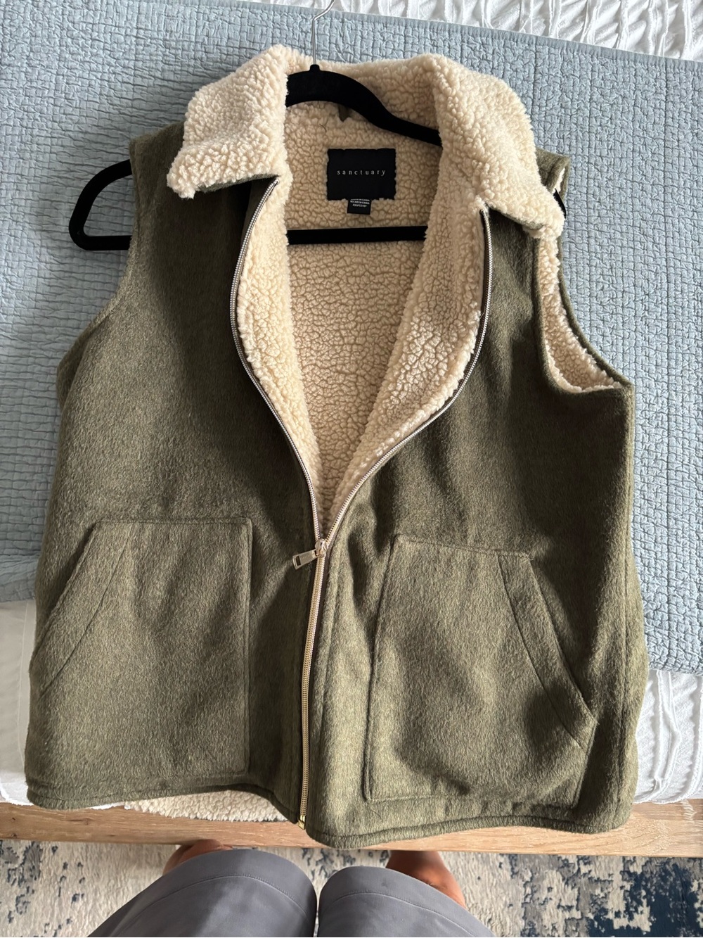 Sanctuary Olive Zip-Front Fuax Sherpa-Lined Vest